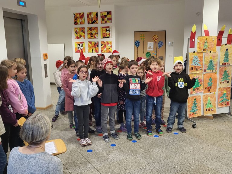 Adventsfeier3_Singen